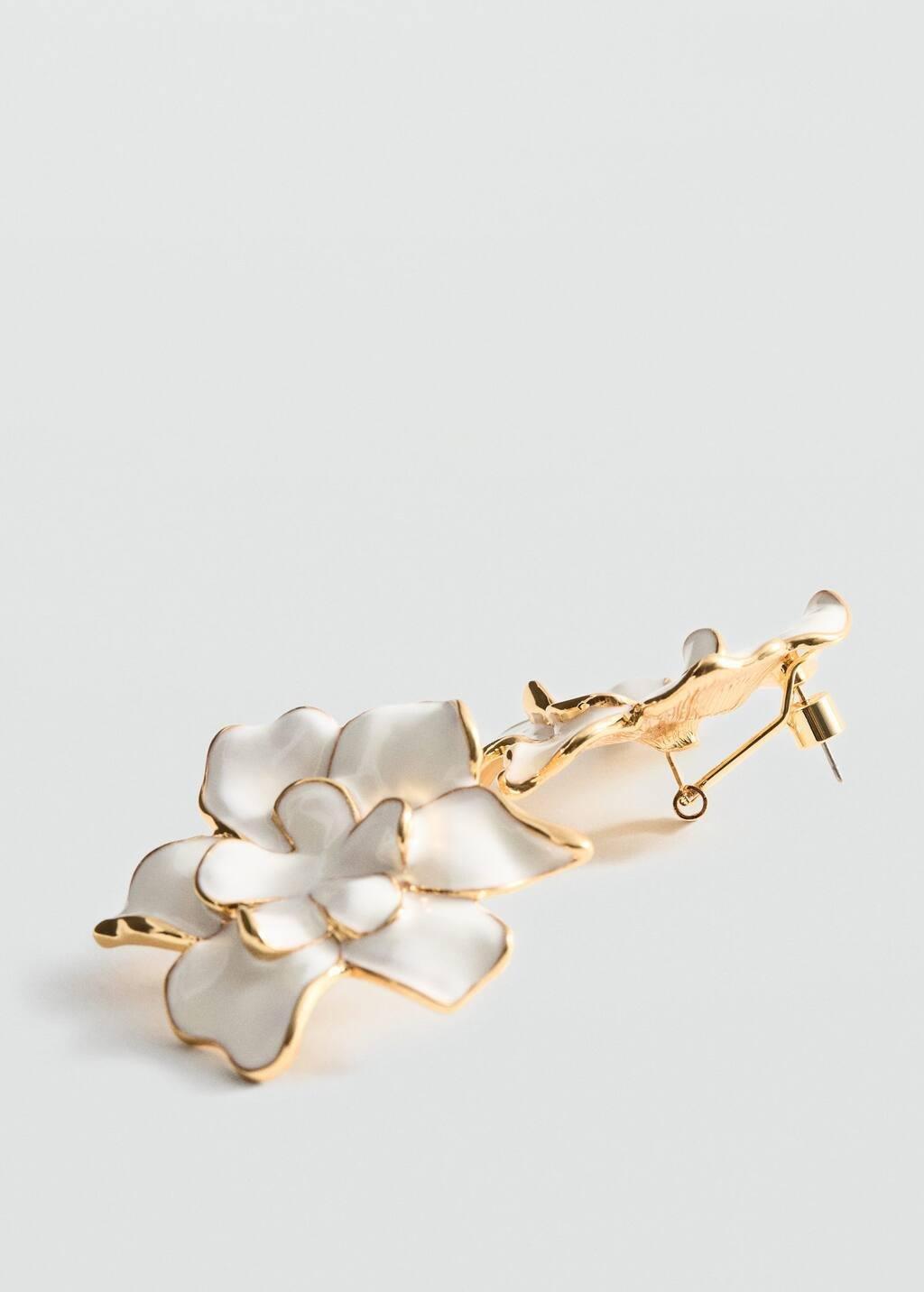Beige Double-Flower Earrings, Light Beige, large image number 0