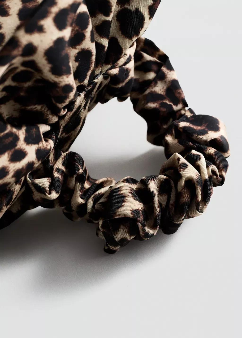 Brown Maxi-Flower Scrunchie, Brown, large image number 0