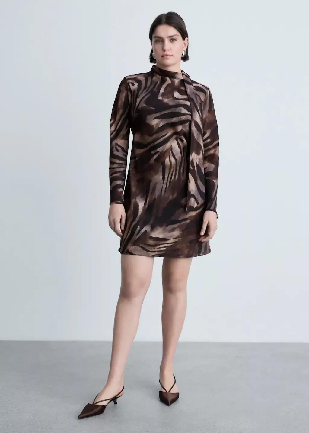 Brown Short Satin Animal Print Dress, , large image number 4