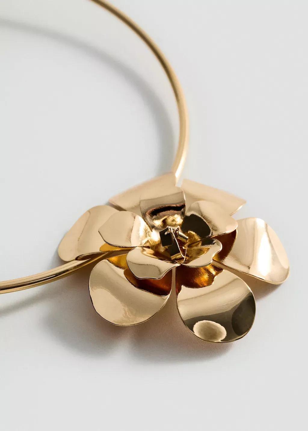 Gold Rigid Flower Necklace, 0201_OR, large image number 0
