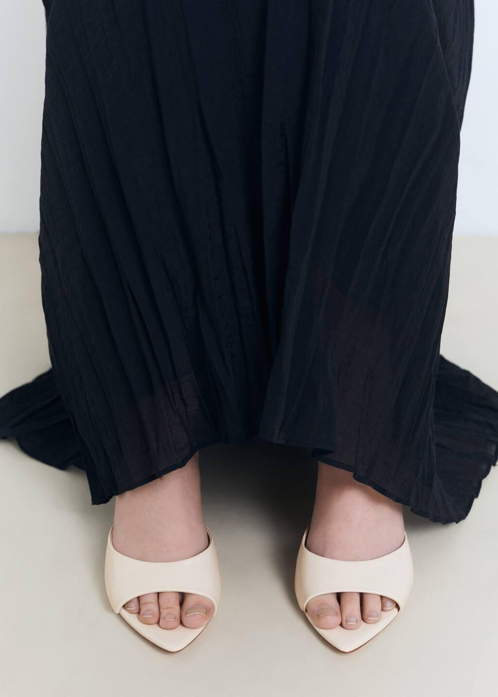 White Open-Toed Heeled Sandals With Pointed Toe, , large image number 4