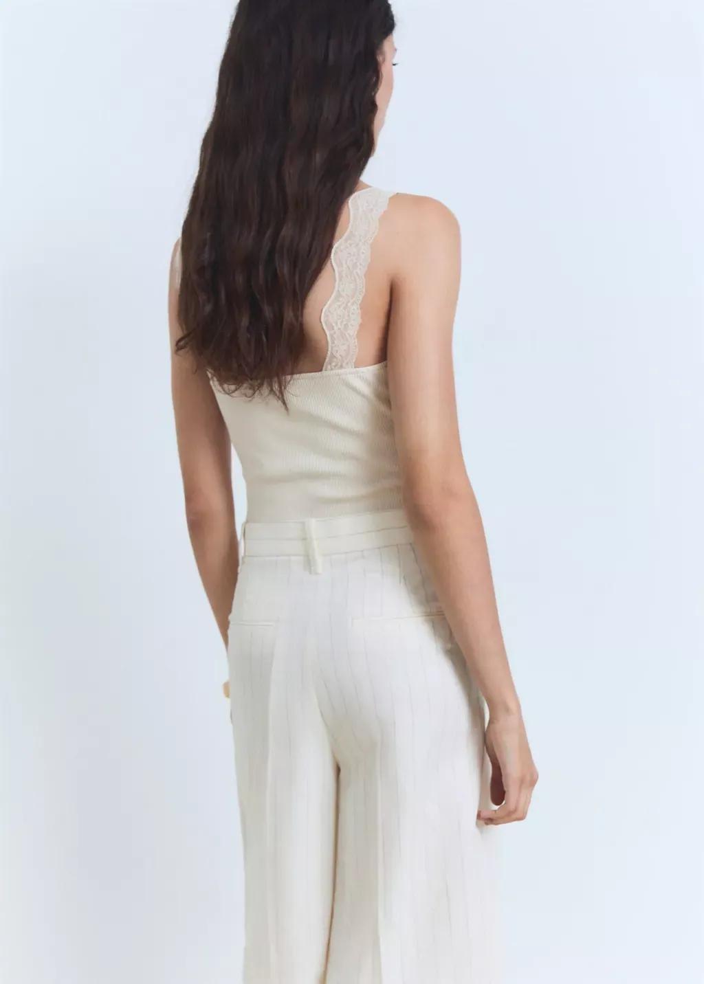 White Fitted Top With Lace Neckline, , large image number 4