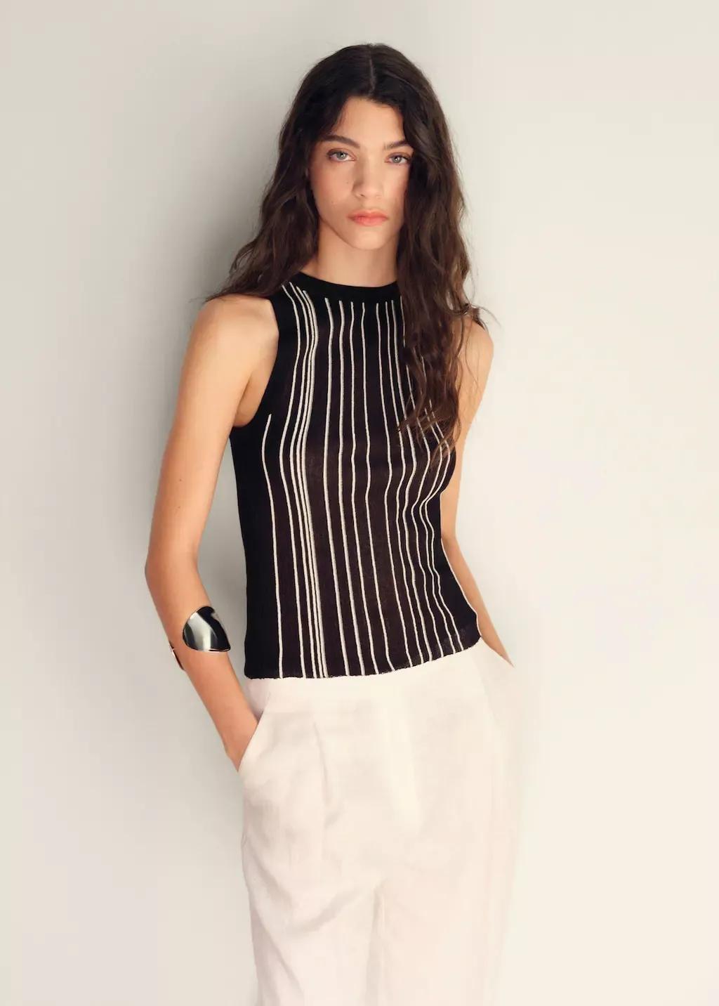Black Striped Halter-Neck Knitted Top, , large image number 0