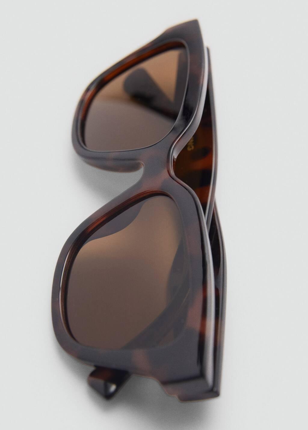 Brown Resin Frame Sunglasses, Dark Brown, large image number 3