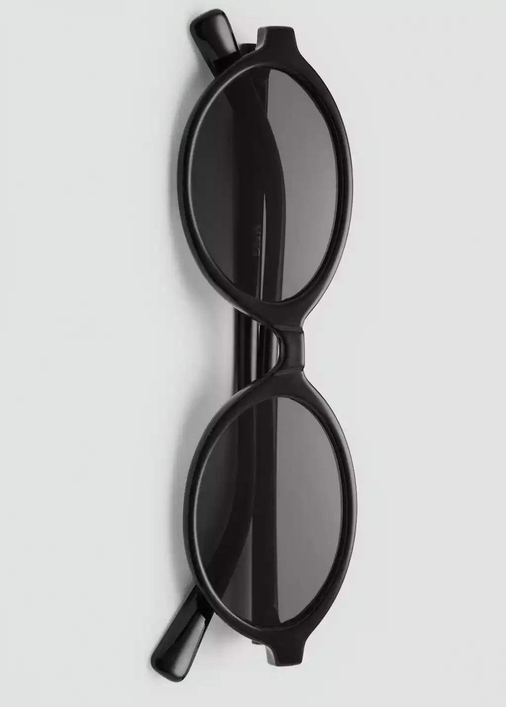 Black Oval Sunglasses, Black, large image number 2