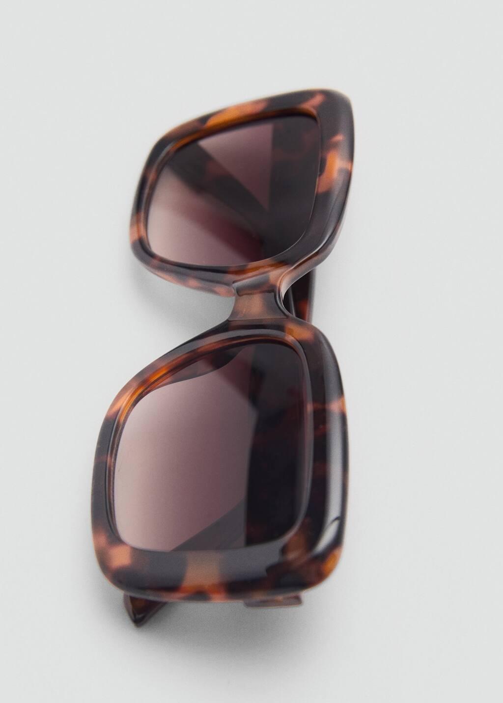 Brown Resin Frame Sunglasses, Dark Brown, large image number 3