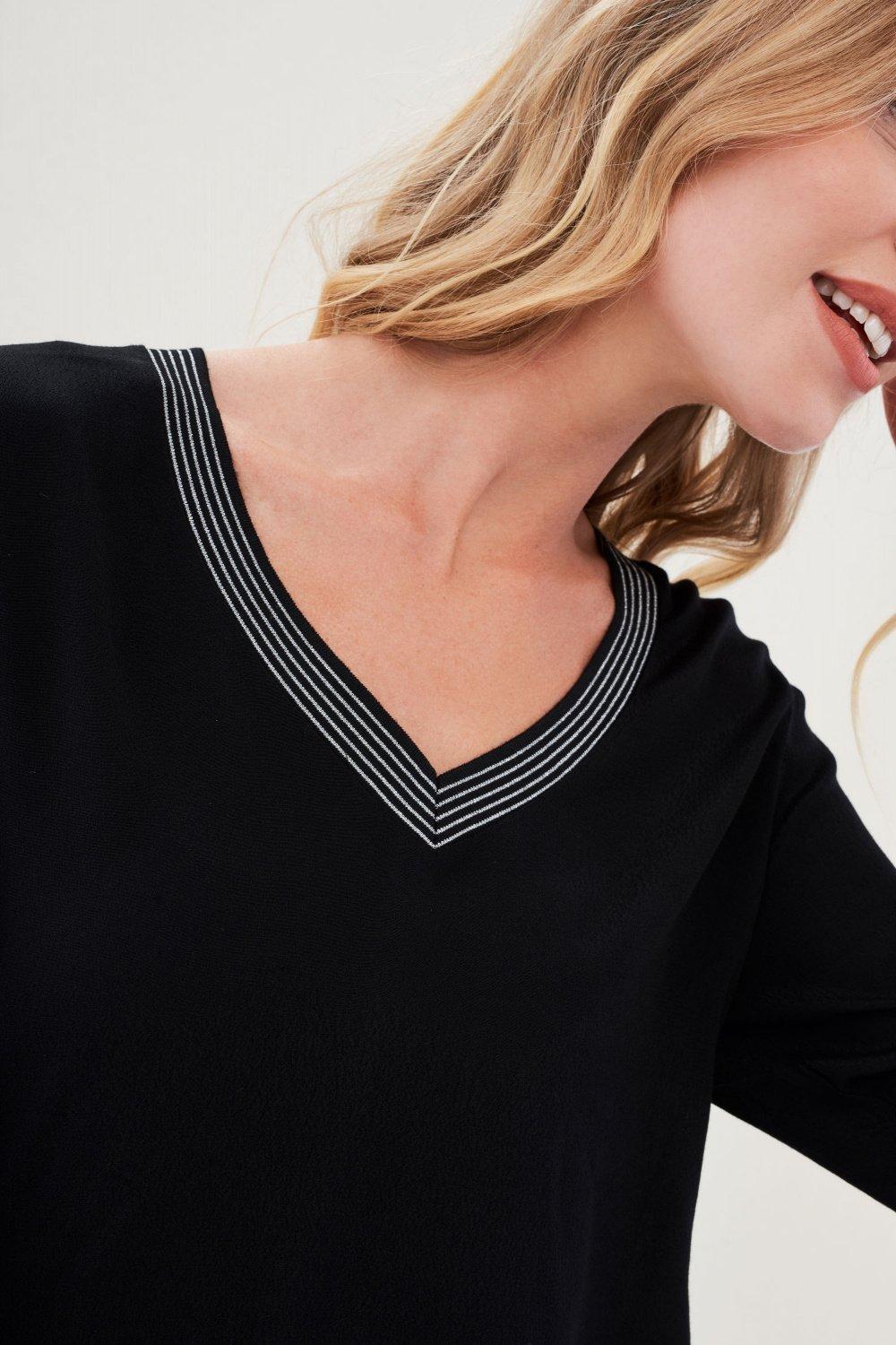 Black V-Neck Pullover Jumper, , large image number 4