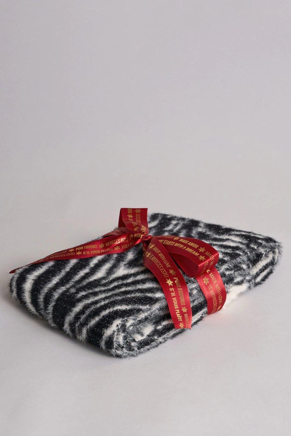 Black Warm Fluffy Zebra Print Scarf, Women, , large image number 5