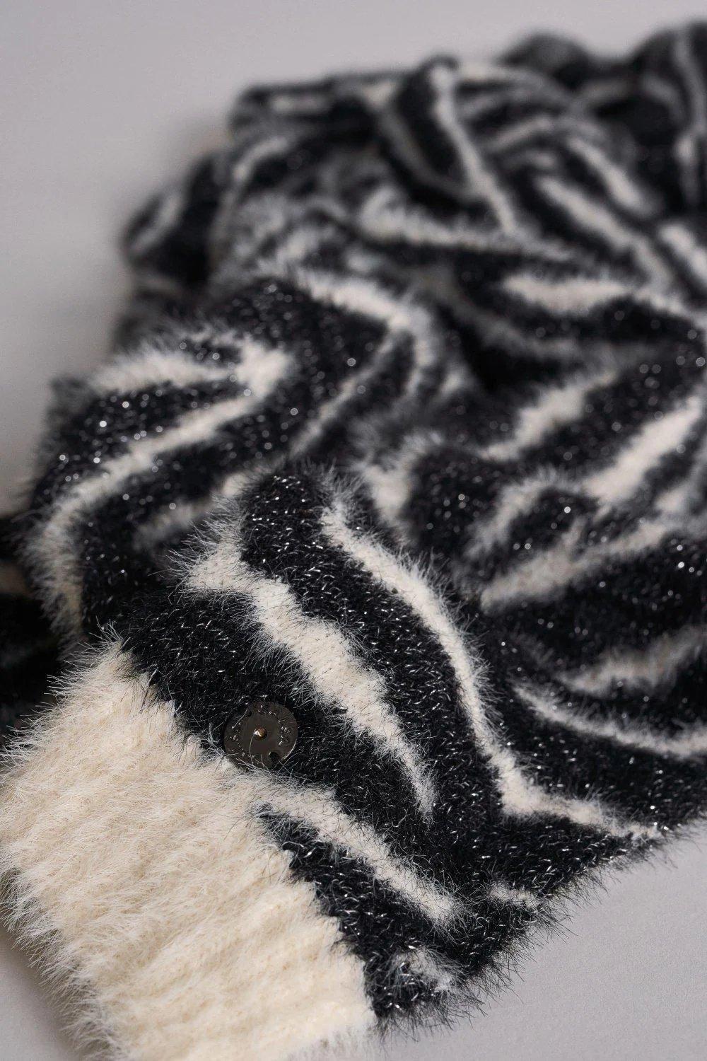 Black Warm Fluffy Zebra Print Scarf, Women, , large image number 7