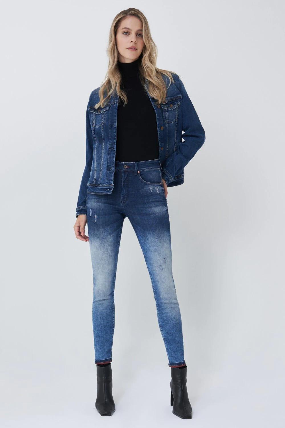 جينز  سكيني سيكرت جلامور بوش إن أزرق, Blue, large image number 1