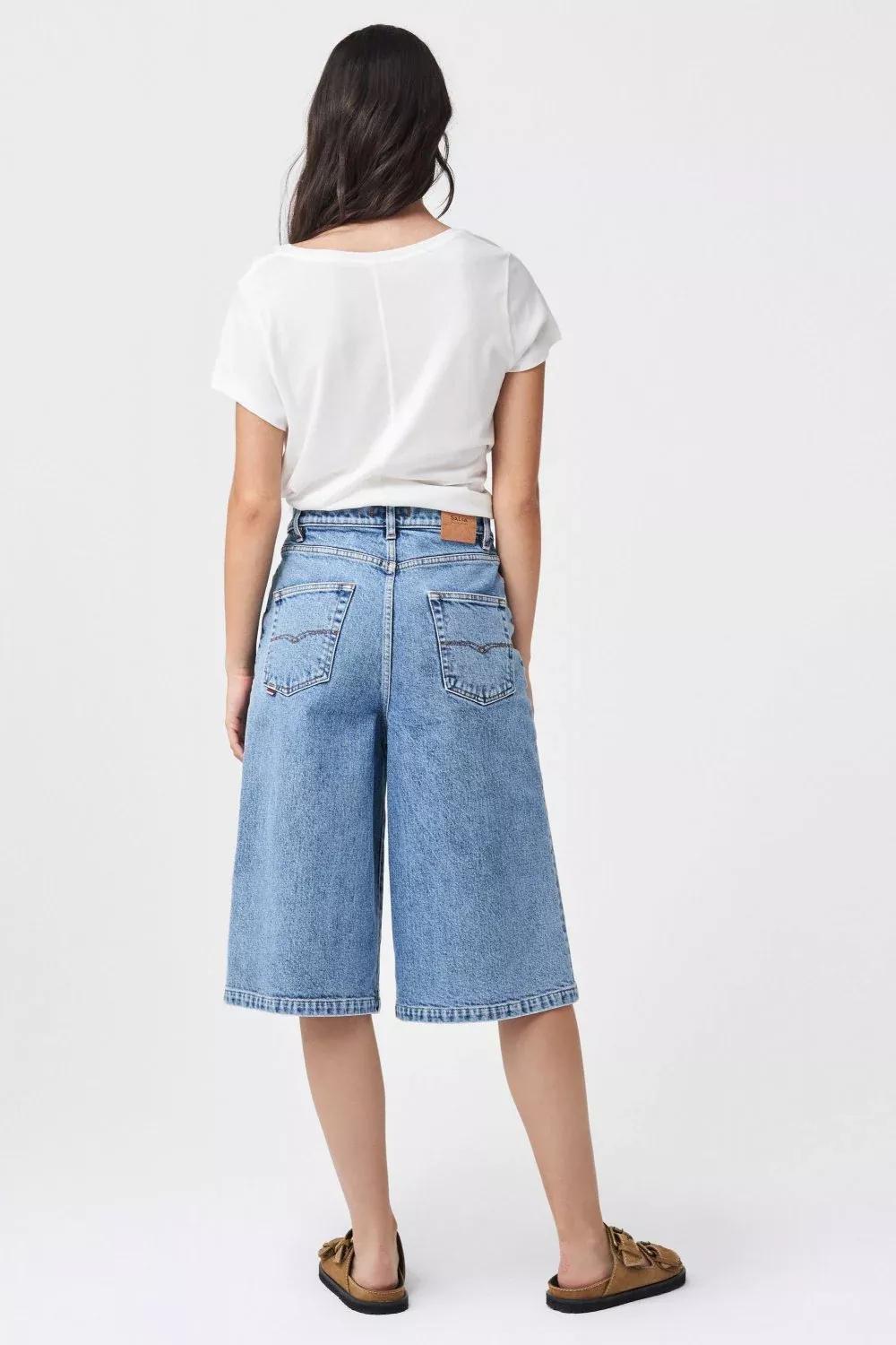 Blue Vintage Look Denim Bermuda Shorts, , large image number 2