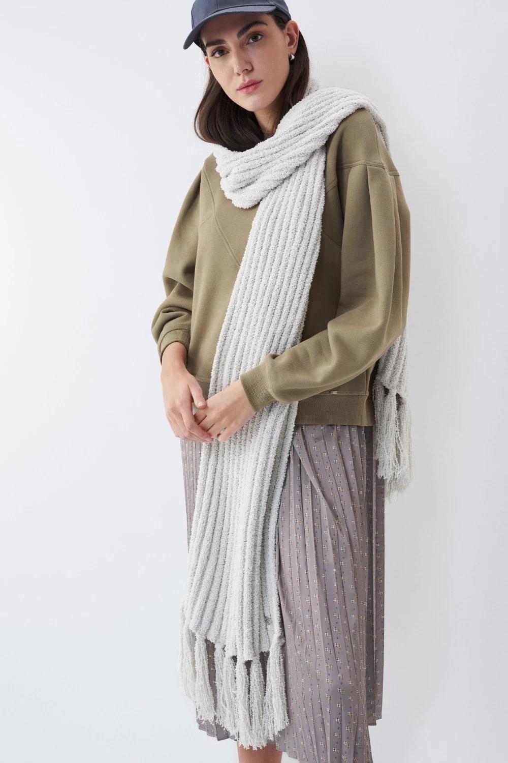 شال مع شرابات بيج, , large image number 0