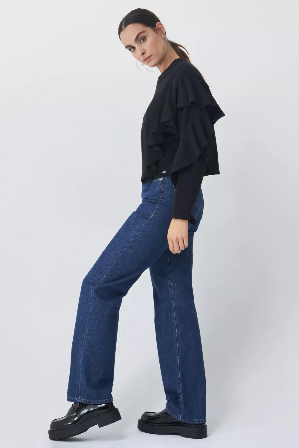 Black Ruffled Sweatshirt, , large image number 4