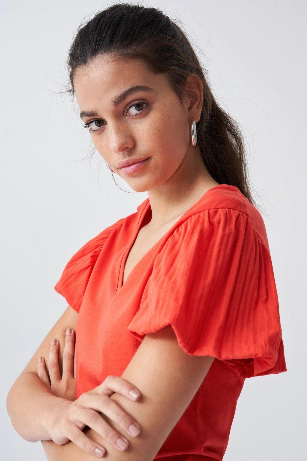 Red Textured T-Shirt, , large image number 4