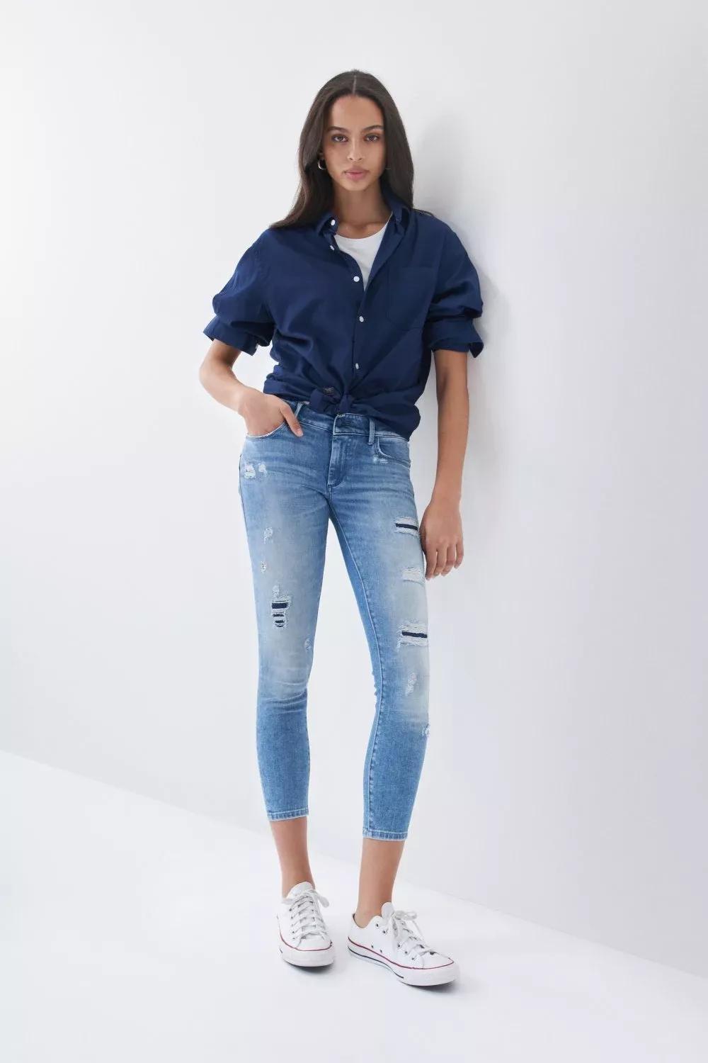Salsa Jeans - Skinny Push Up Wonder jeans with detail on the pockets