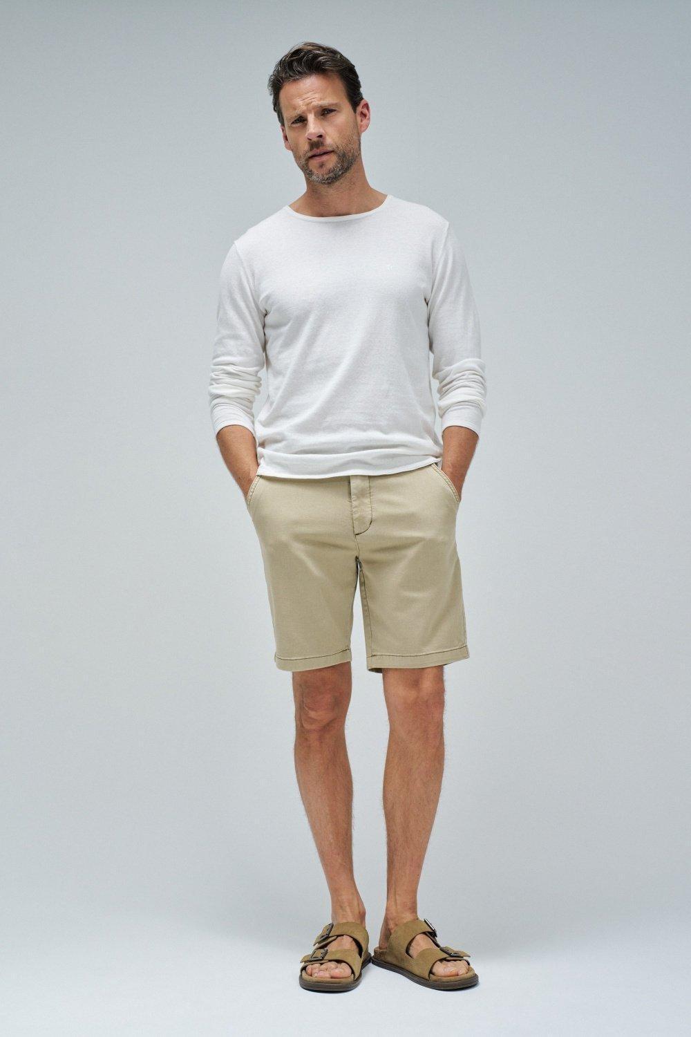 Solid Regular Casual Shorts, Cream, large image number 2
