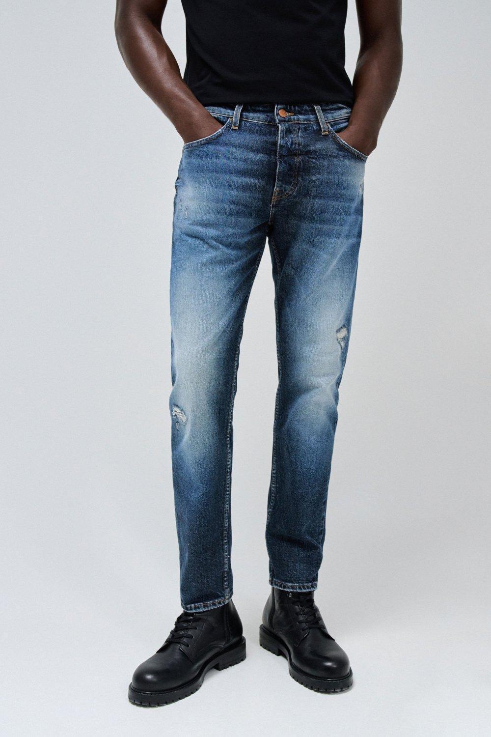 Blue Solid Light Wash Jeans, , medium