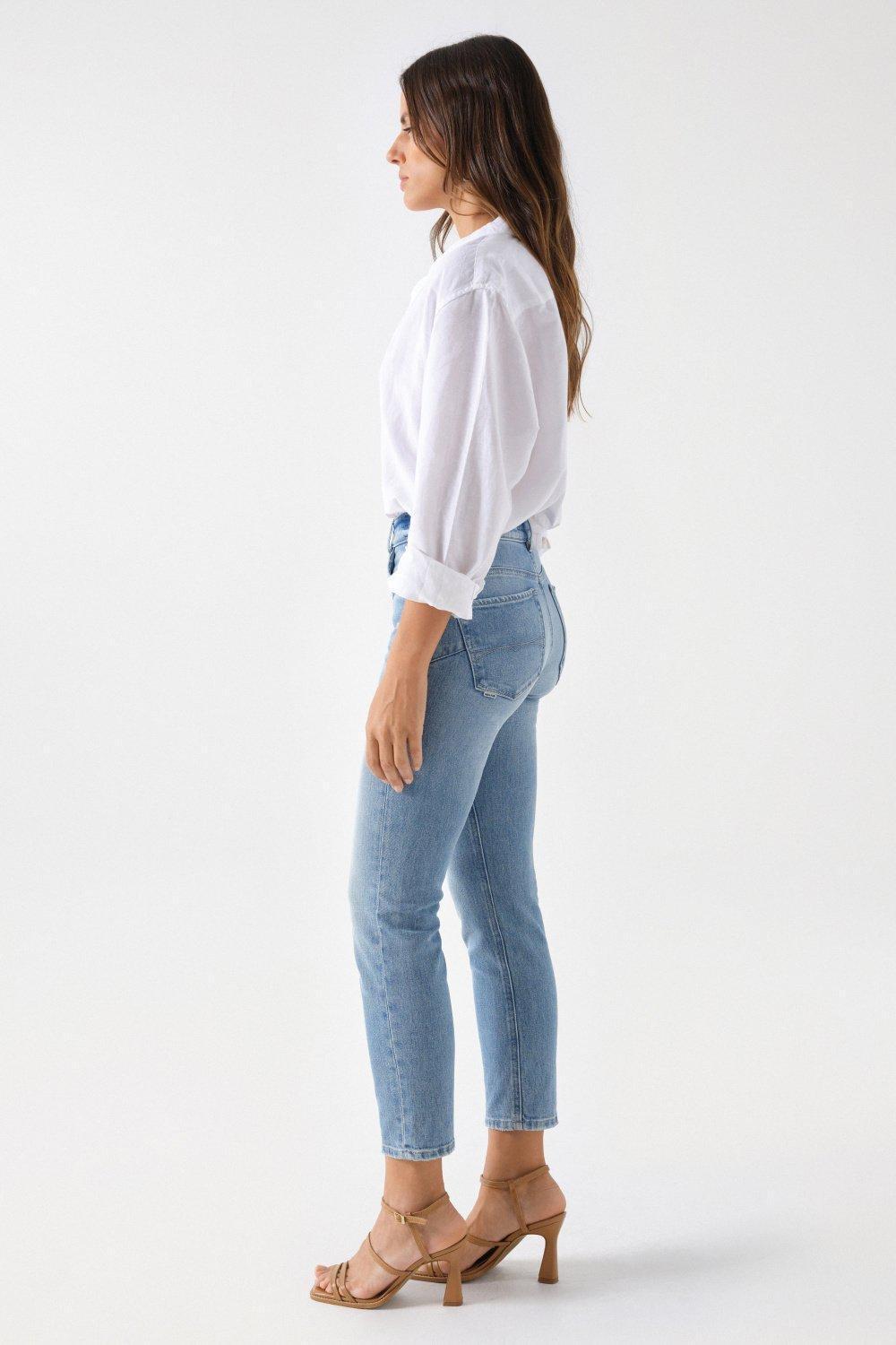 Blue Light Wash Cropped Jeans, , large image number 2