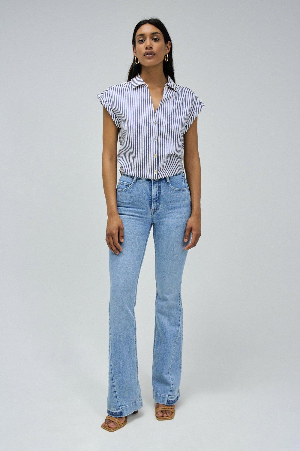 Light Wash Flared Jeans, , medium