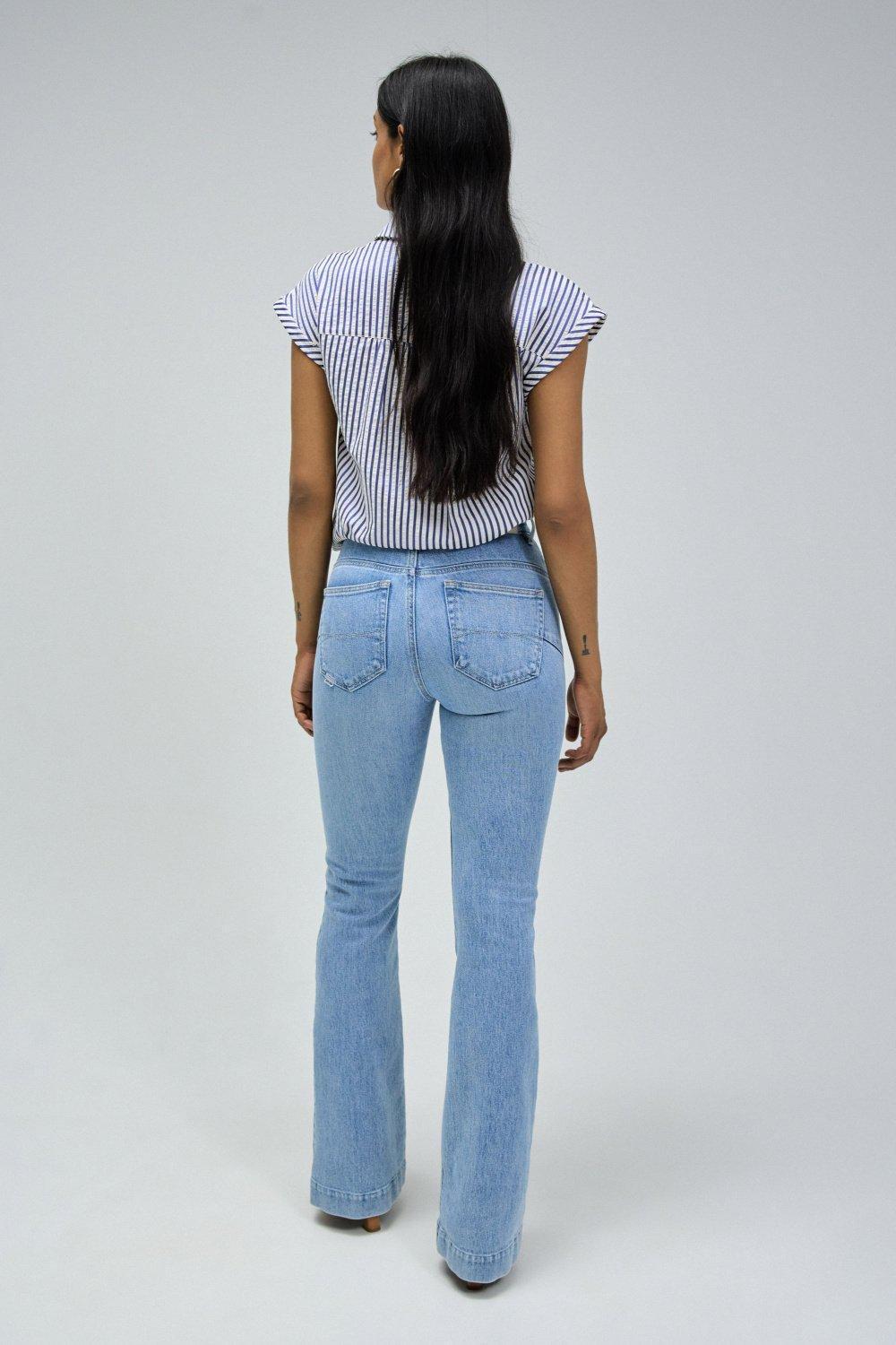 Light Wash Flared Jeans, , large image number 2