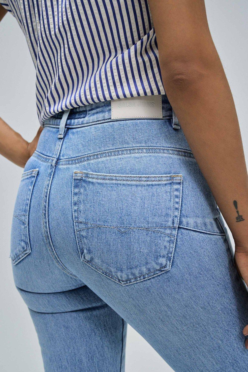 Light Wash Flared Jeans, , large image number 3