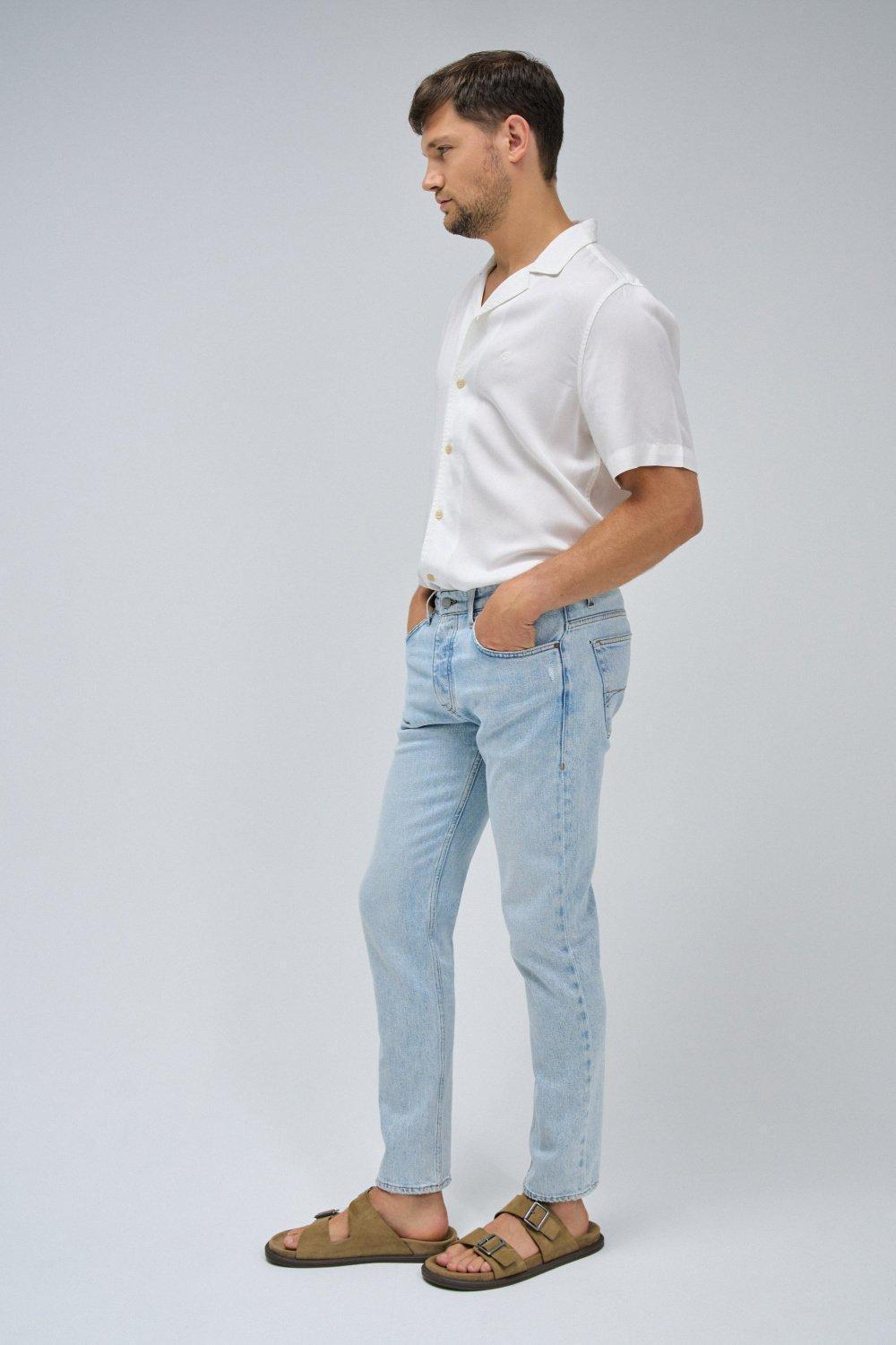Plain Light Wash Jeans, Blue, large image number 2