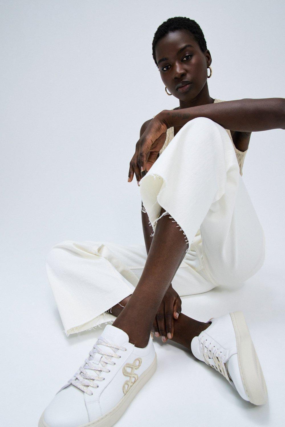 Round Toe Leather Trainers, Pearl, large image number 1