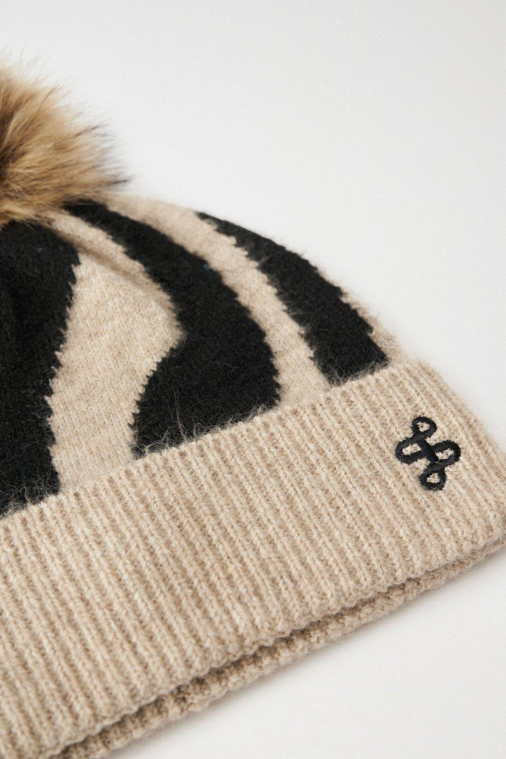 Black Embellished Bobble Hat, 2101_000, large image number 3