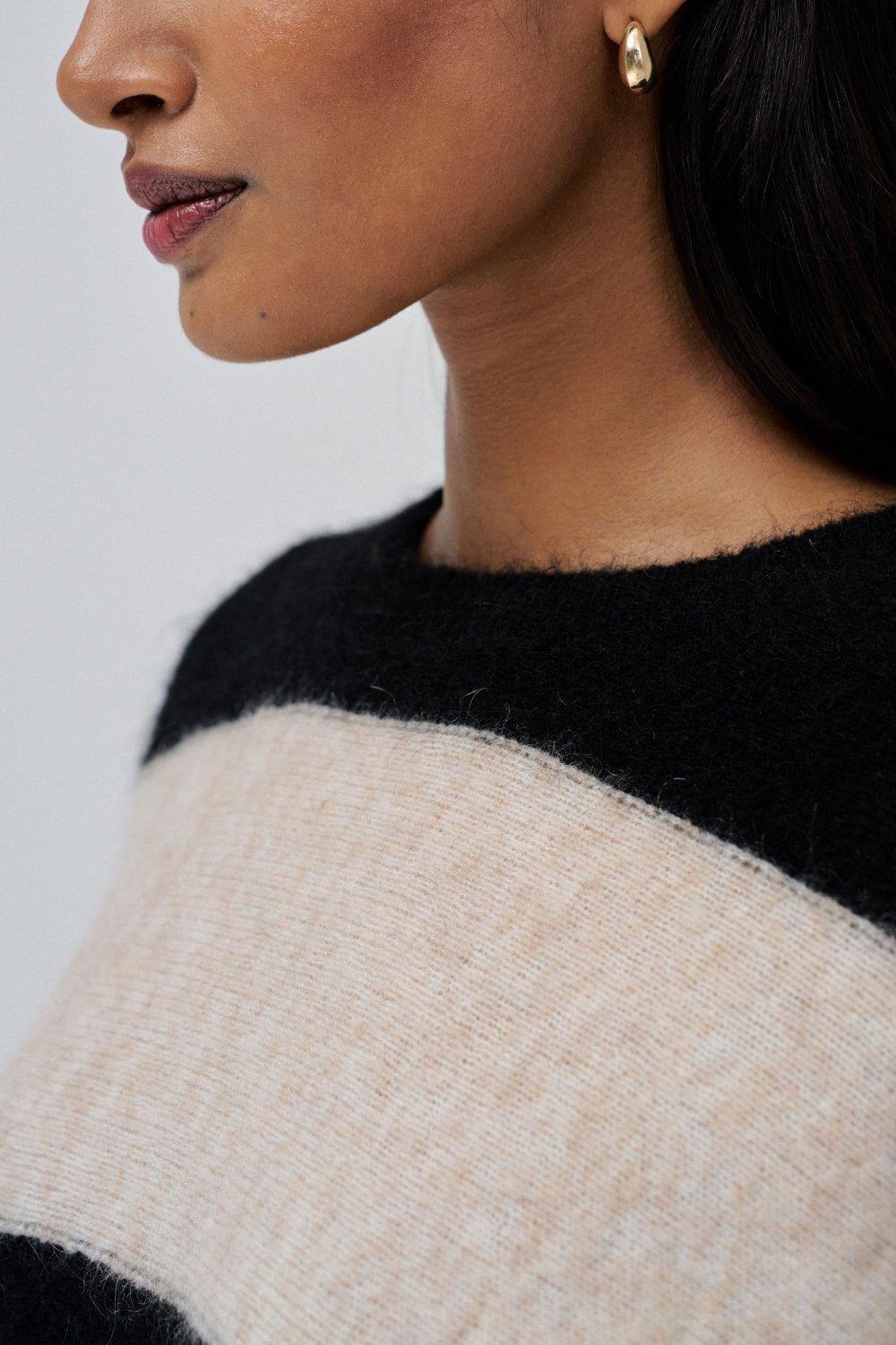 Striped Cropped Sweater, Beige, large image number 4