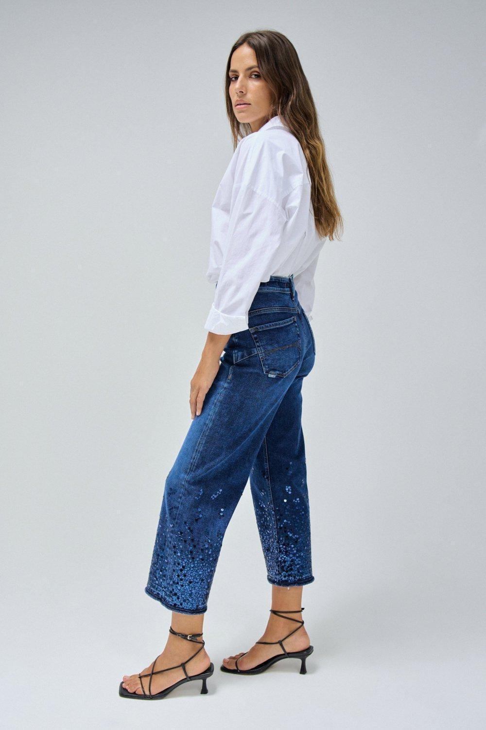 Blue Dark Wash Cropped Jeans, , large image number 2