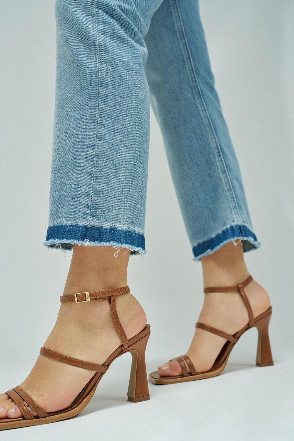 Light Wash Cropped Flare Jeans, , large image number 4