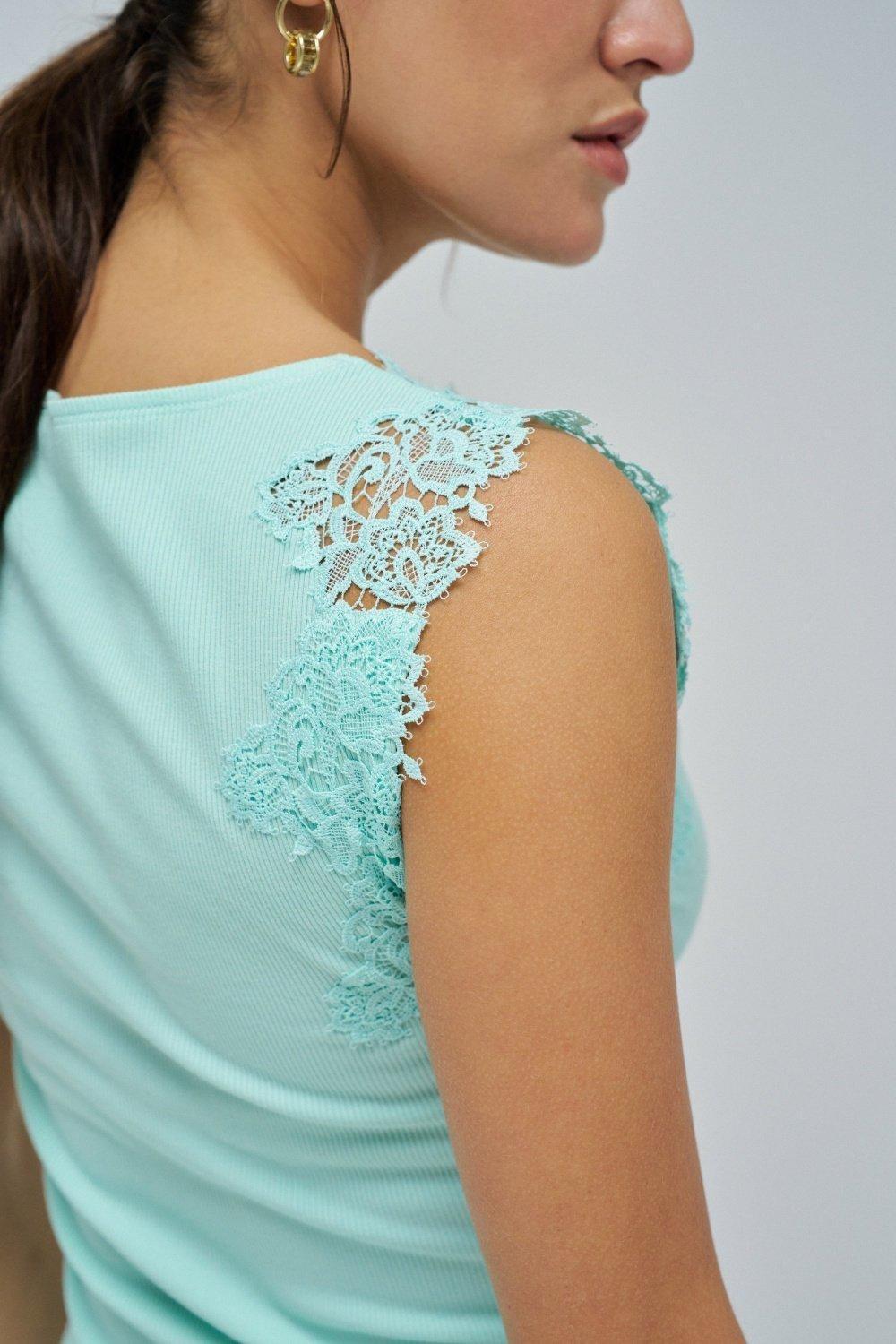 Top With Lace, , large image number 4