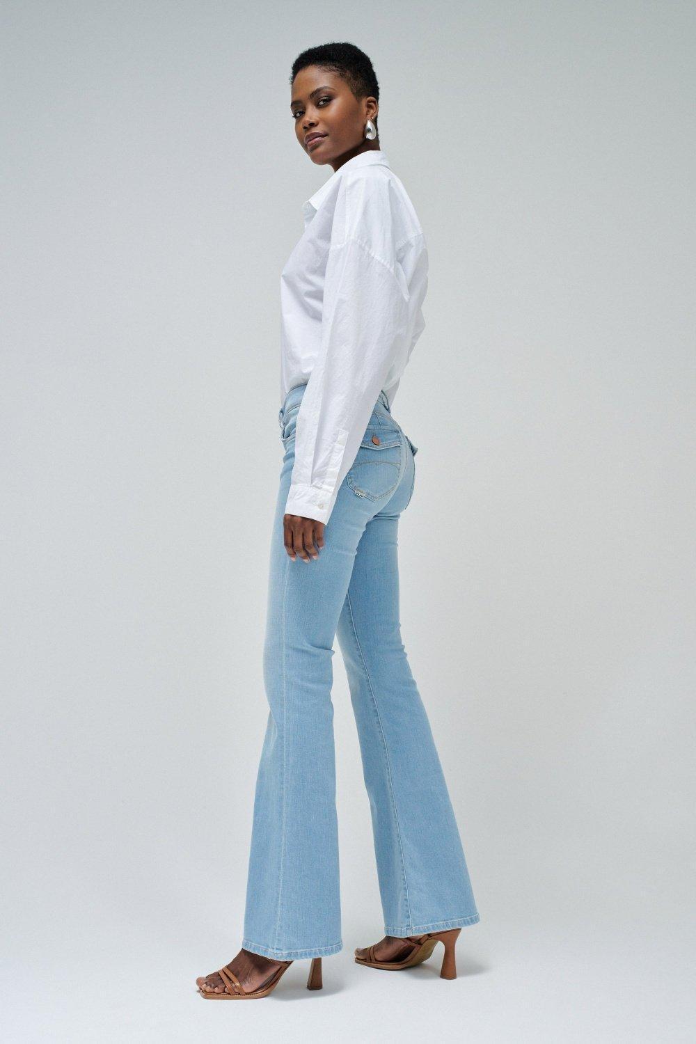 Wonder Push Up Flare Jeans, Blue, large image number 2