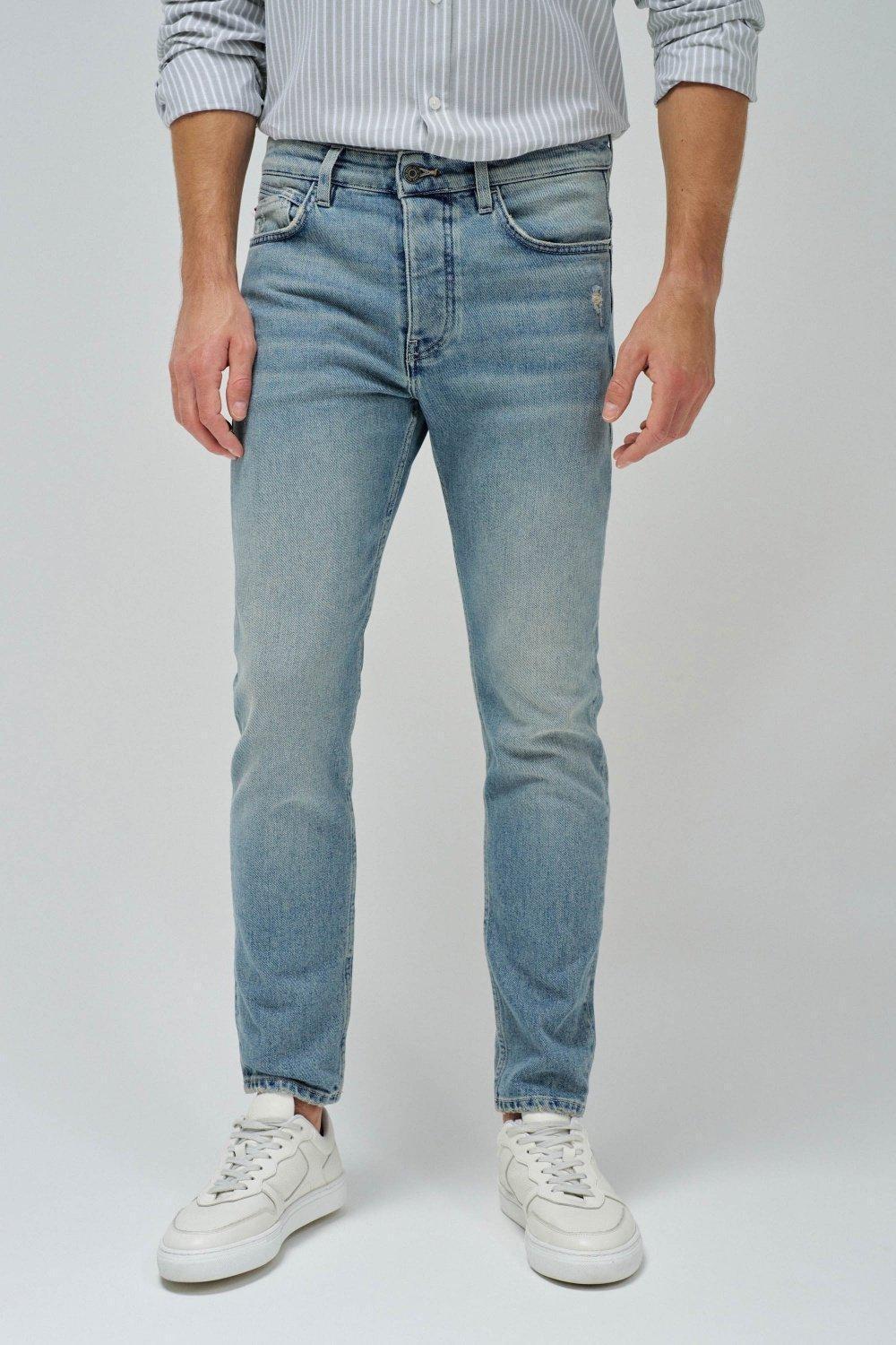 Light Wash Ankle-Length Jeans, , medium