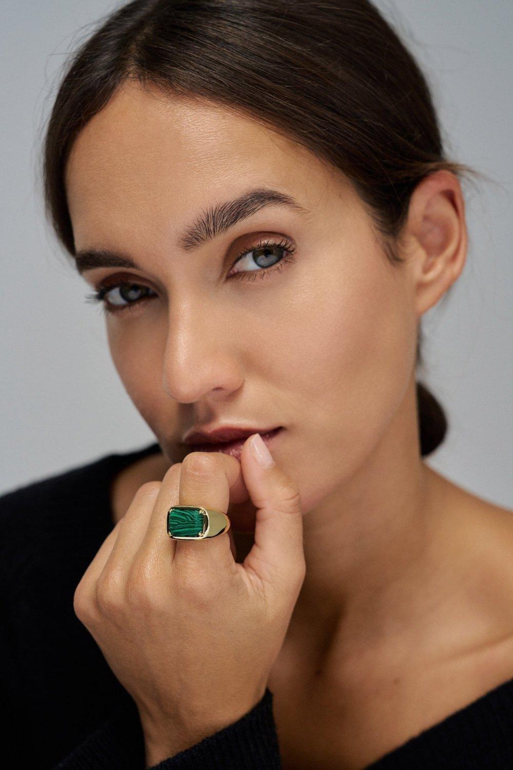 Ring With Rectangular Stone, Green, large image number 4