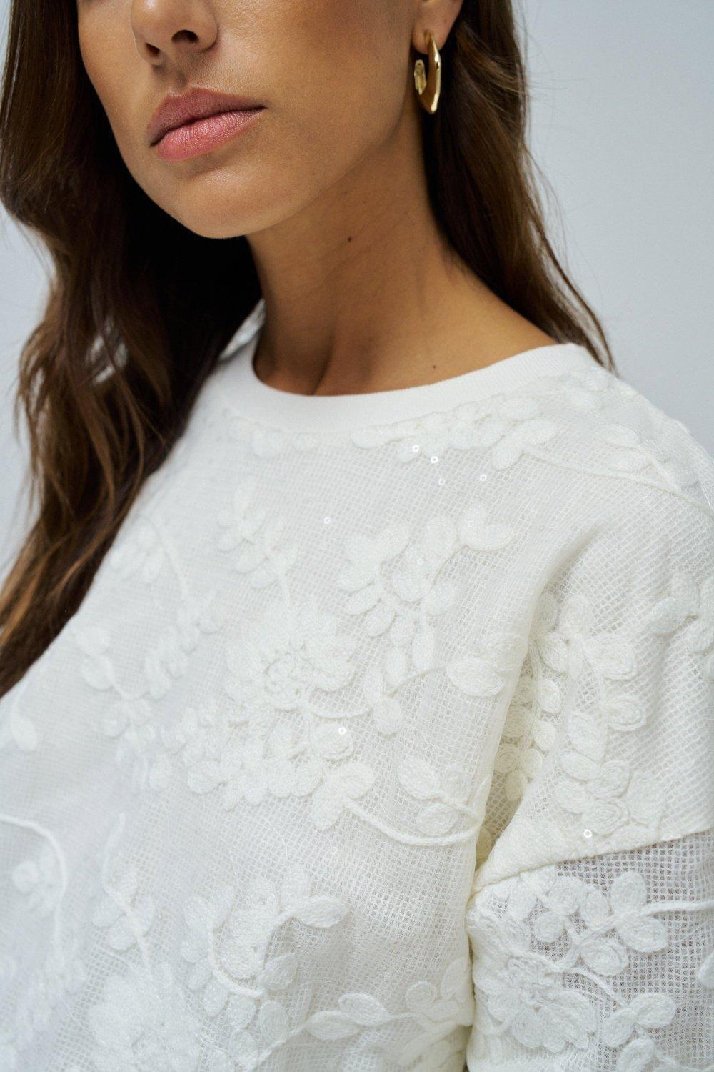 SWEATSHIRT WITH FLORAL EMBROIDERY, Cream, large image number 4