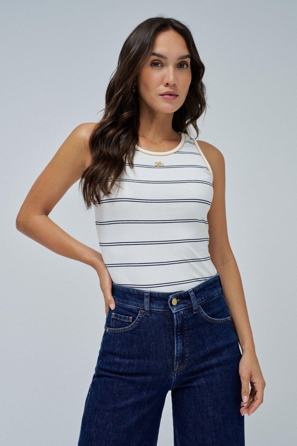 White Basic Top With Lurex Threads, , large image number 0