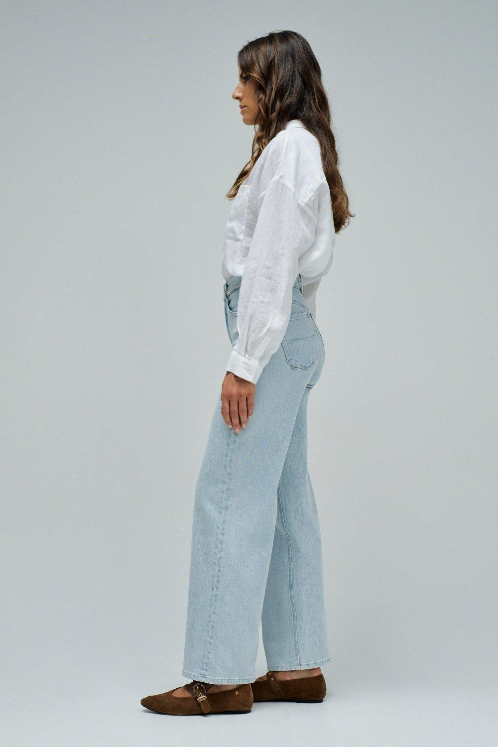 , Blue, large image number 2