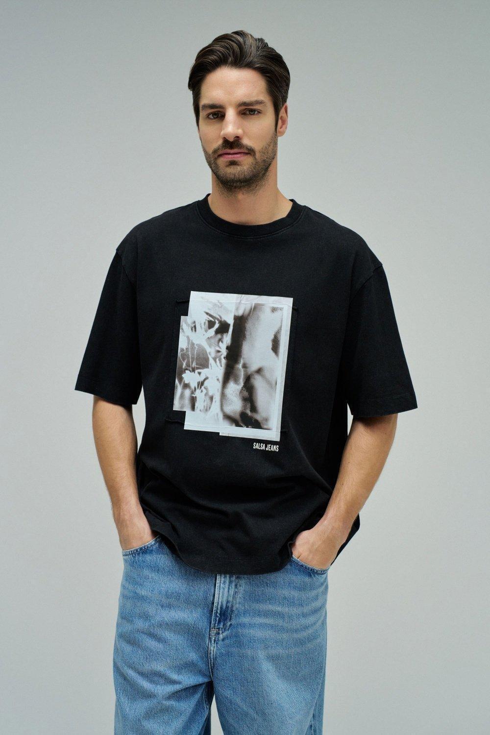 تيشيرت بطبعة, Black, medium