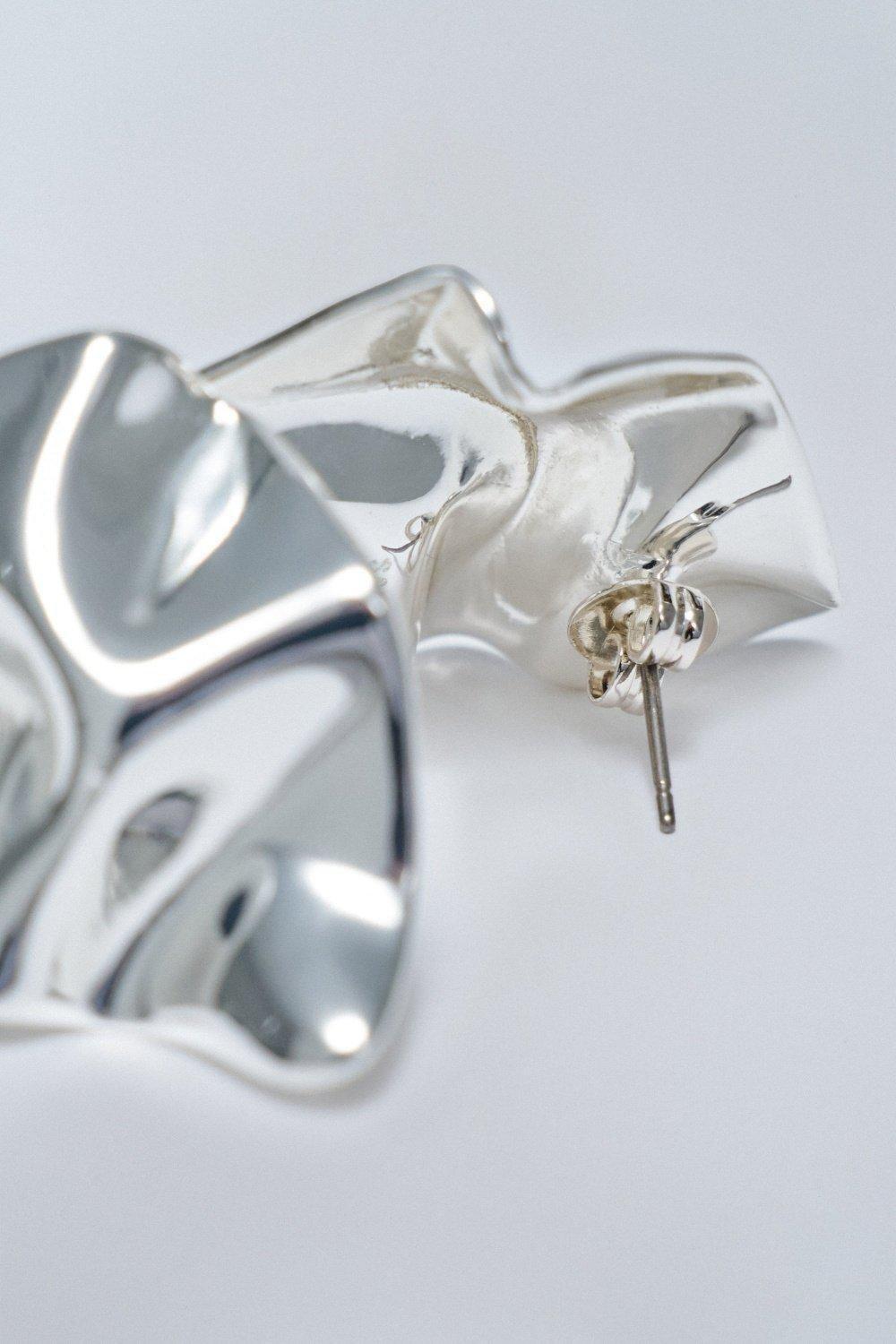 Gray Wavy Earrings, Gray, large image number 4