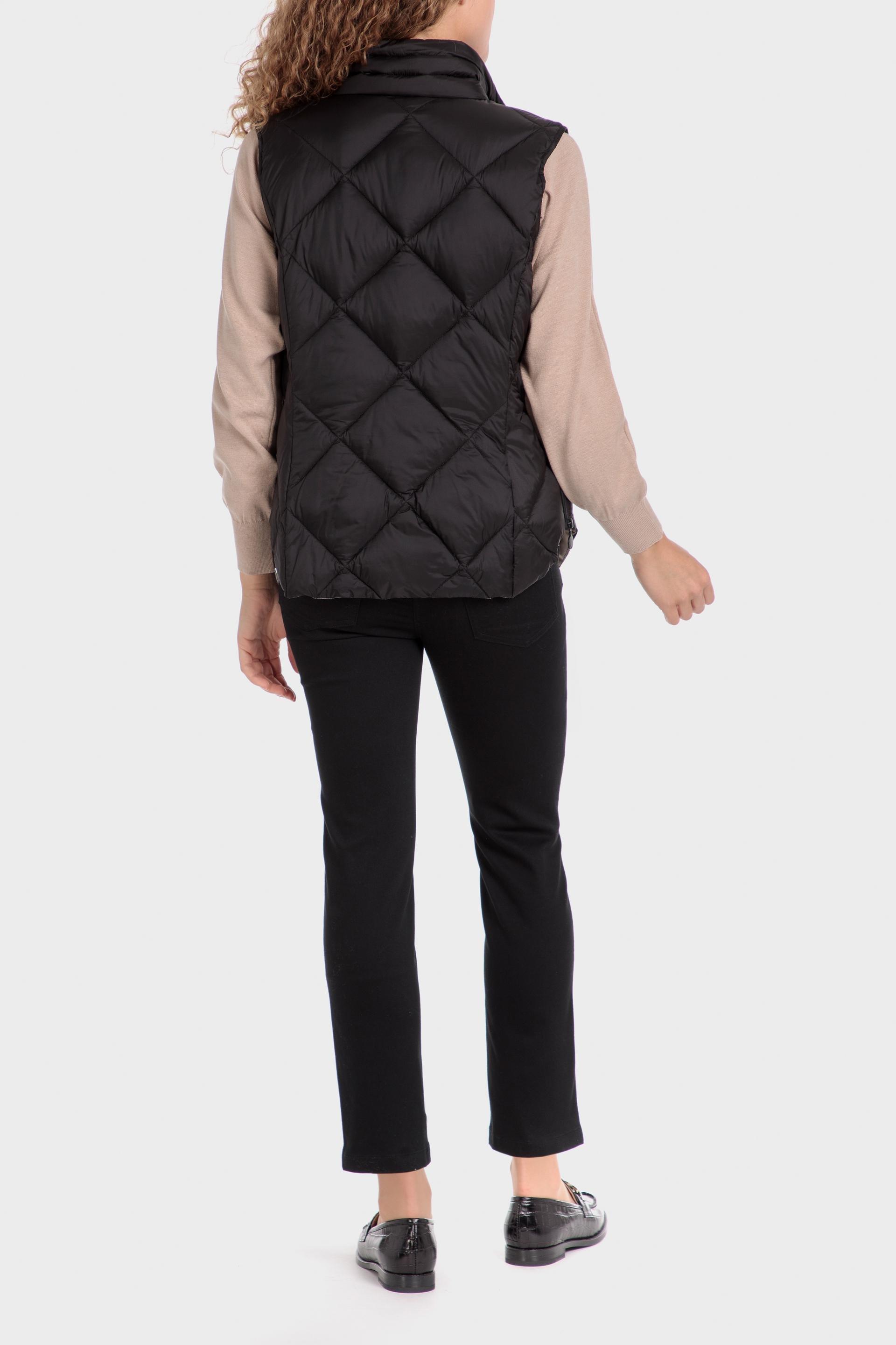 Black Plain Gilet, , large image number 3
