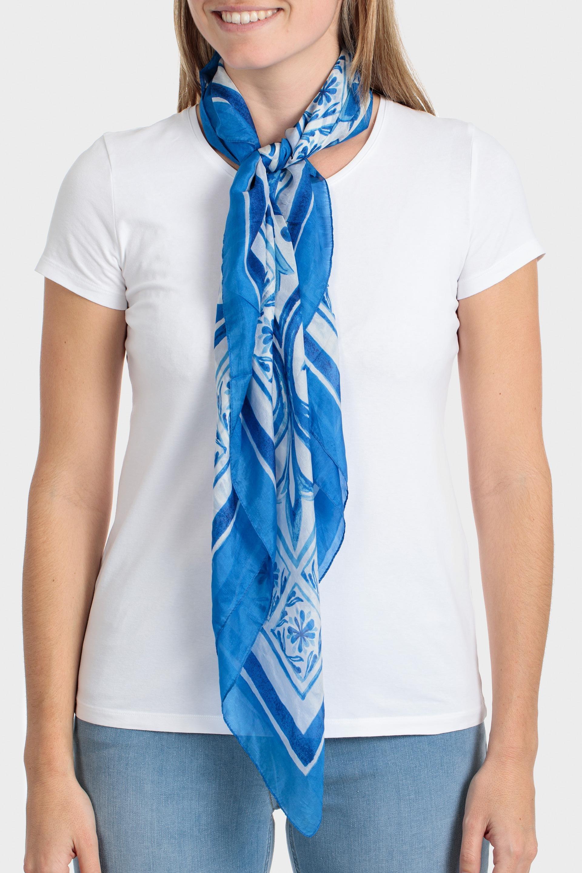 وشاح بطبعة، أزرق, Blue Klein, medium