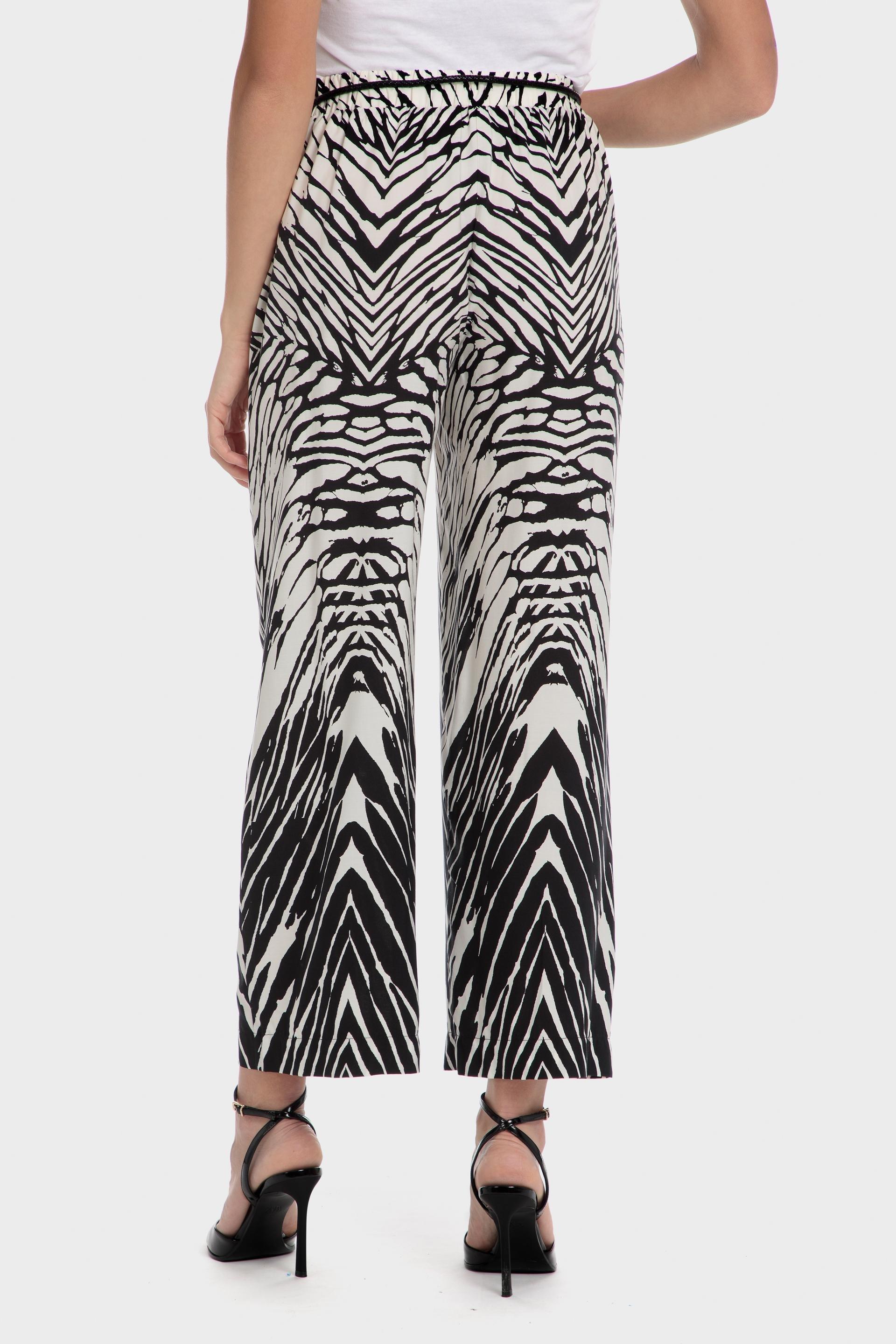 Black Printed Capri Trousers, , large image number 3