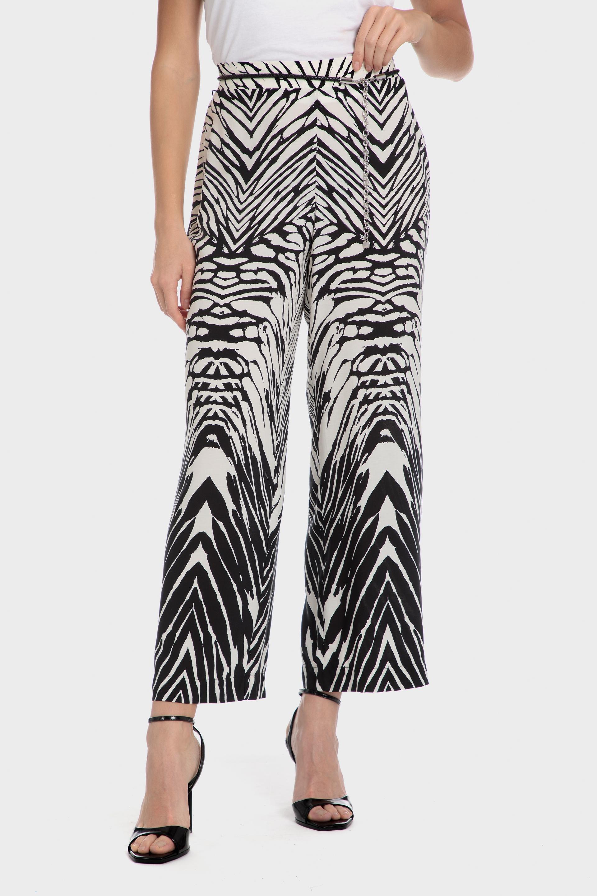 Black Printed Capri Trousers, , large image number 5
