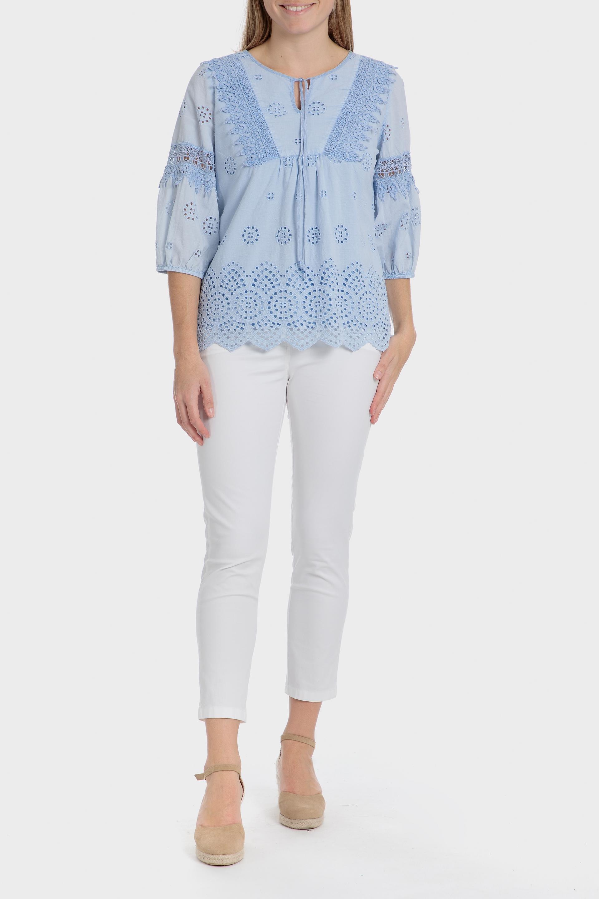 White Plain Casual Cropped Trousers, , large image number 2