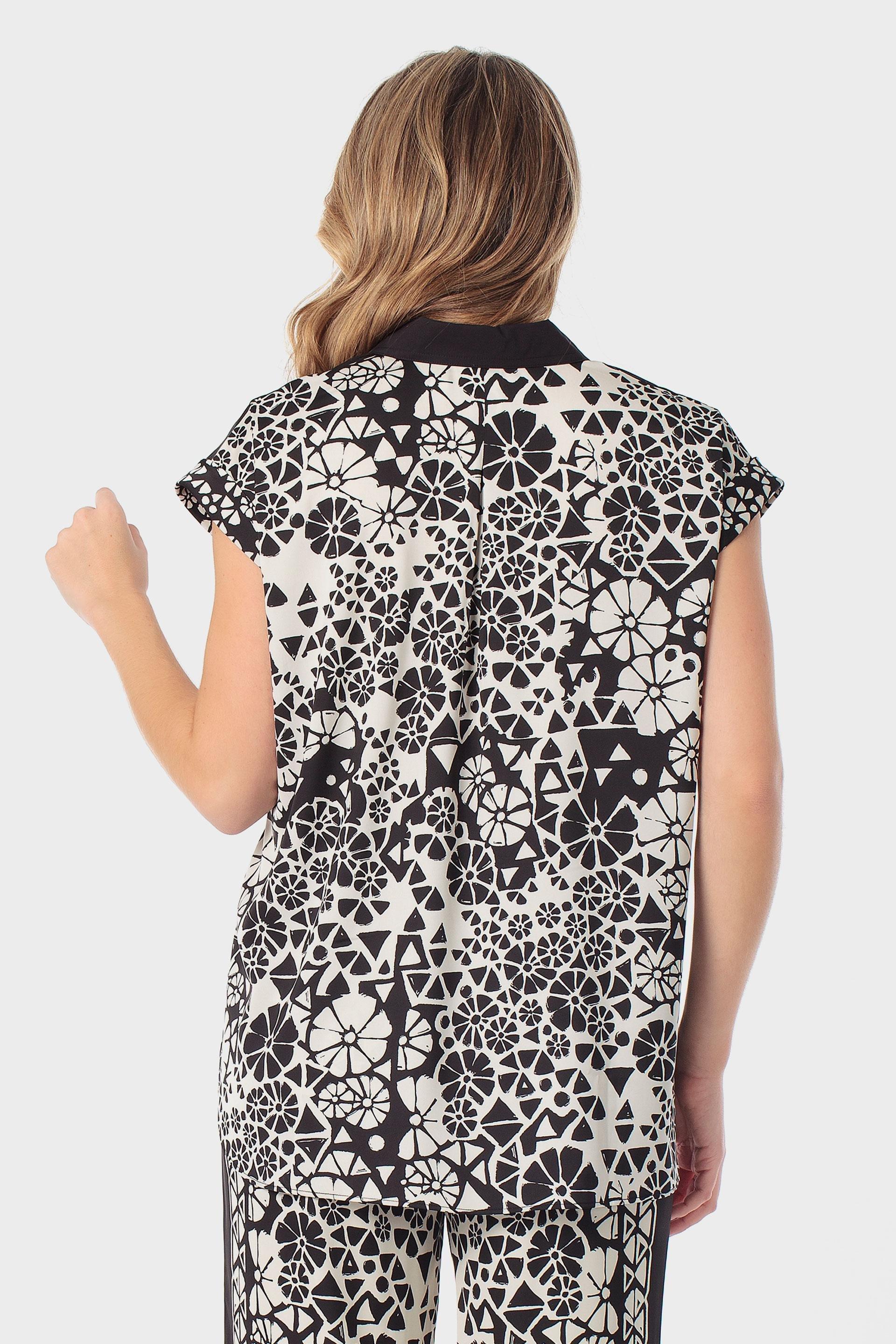 Contrast Panel High-Low Hem Blouse Black, Black, large image number 2