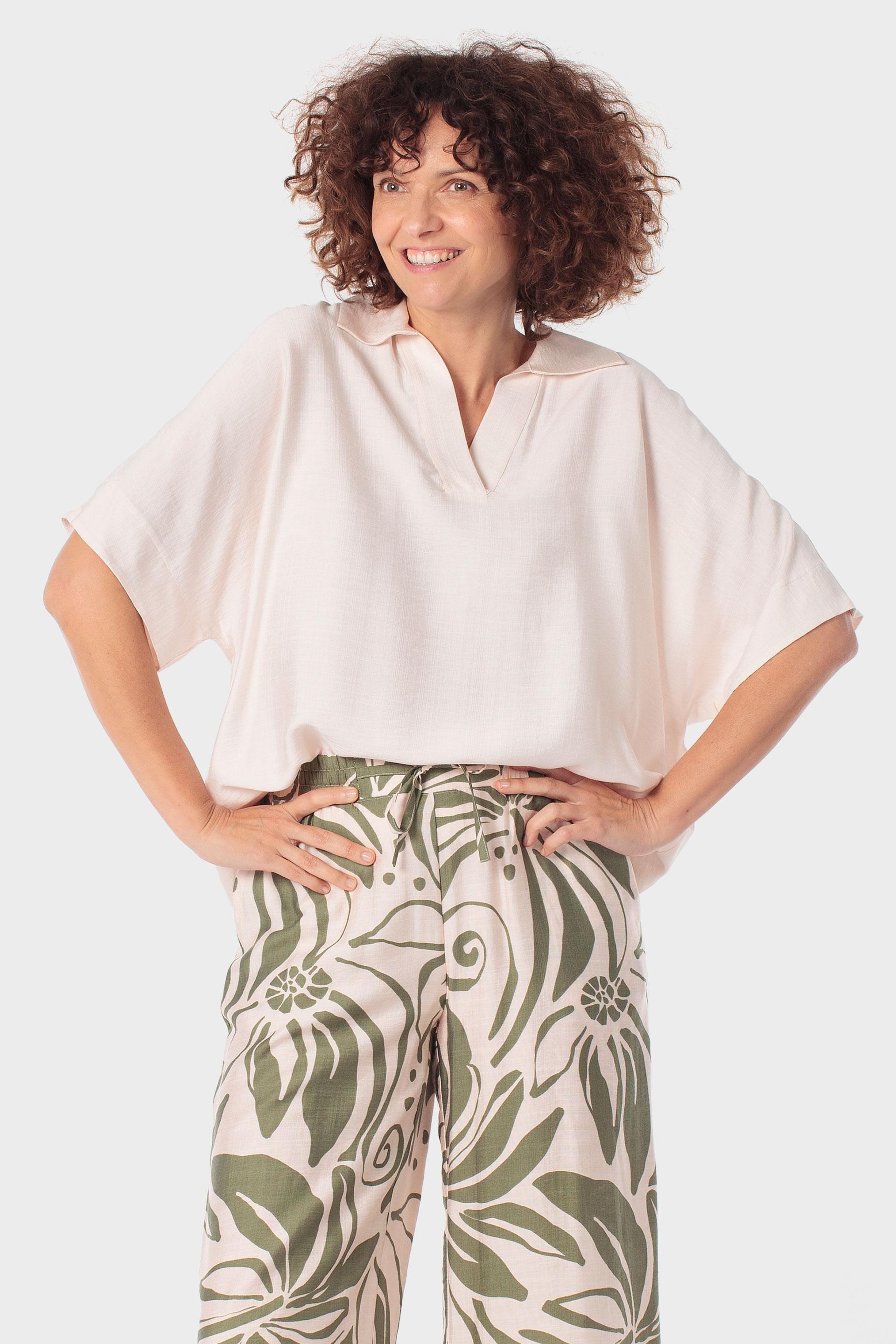 V-Neck Flowy Short-Sleeve Blouse Pink, Pink Nude, medium