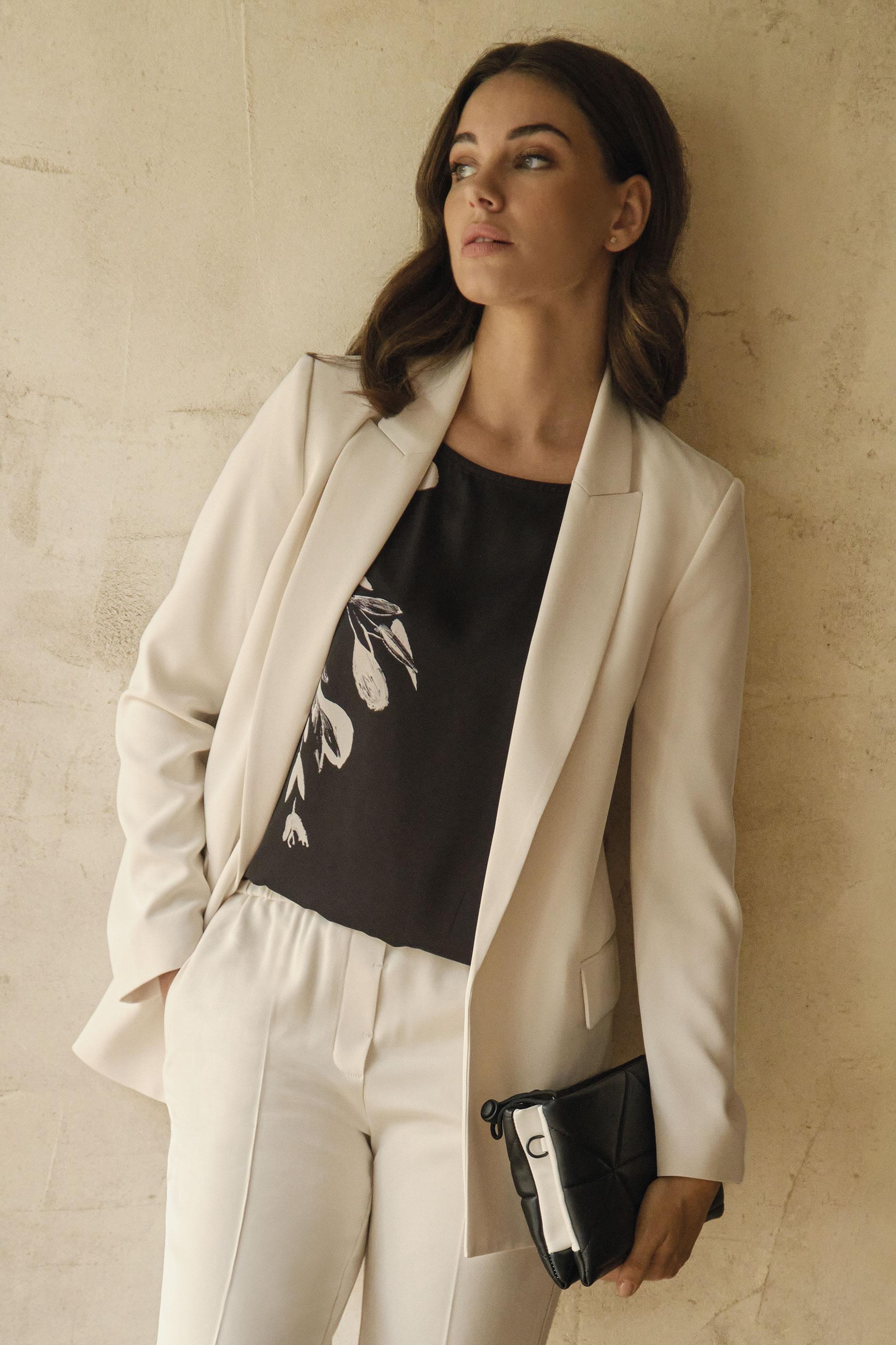 Punt Roma - White Long Blazer