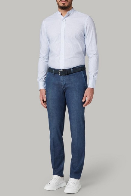Boggi Milano - Blue Slim Fit Medium Wash Light Denim Jeans For Men