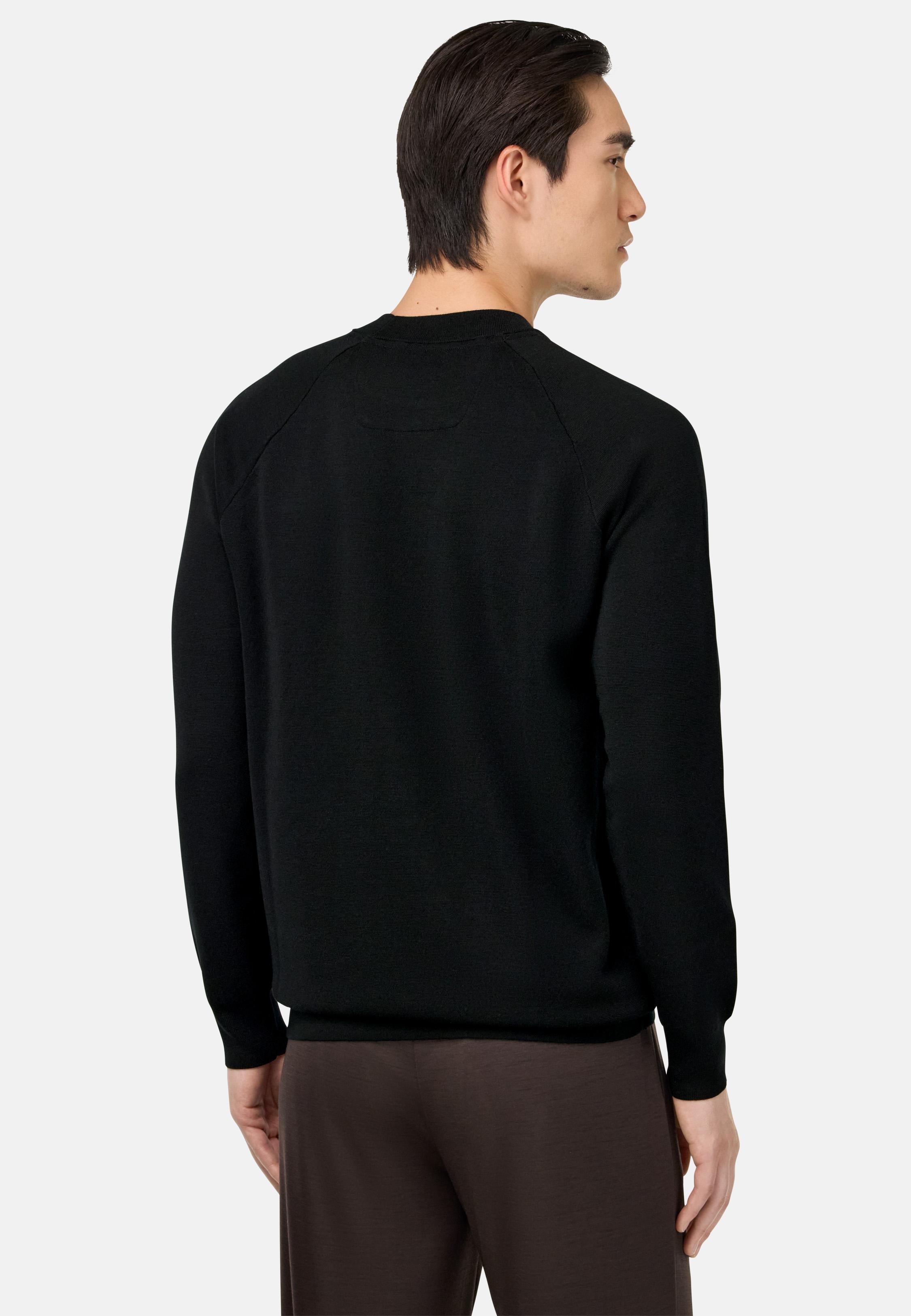 Crew Neck Jumper in Superfine Wool Black, Black, medium
